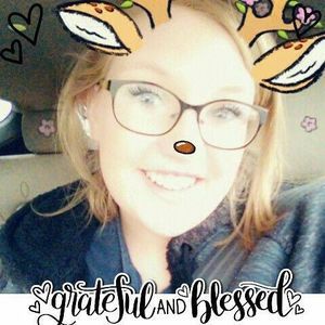 Meet your Posher, Maegan